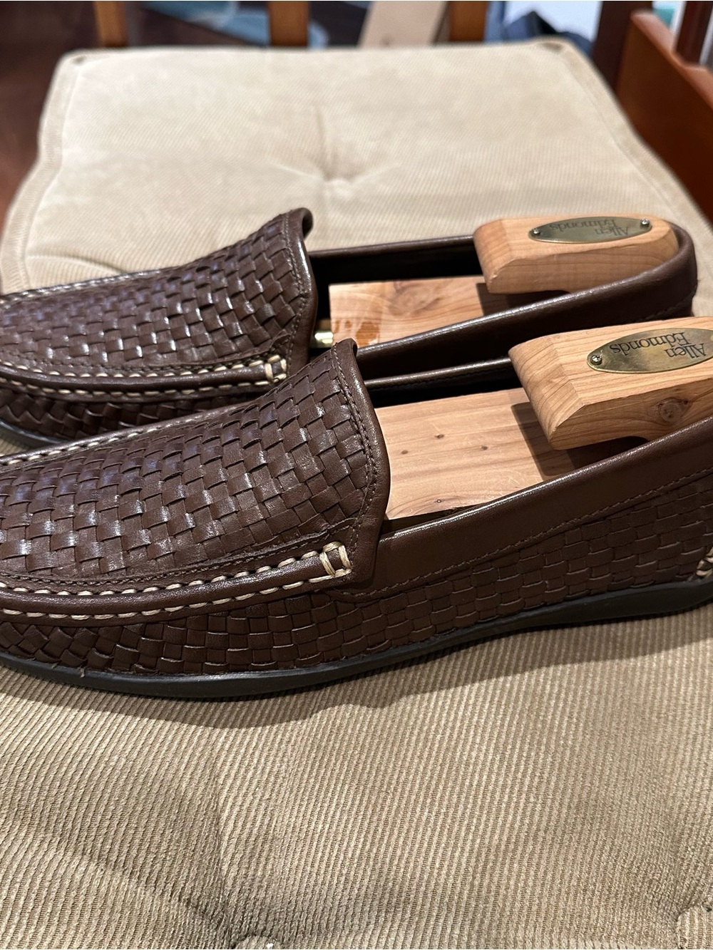 Tommy Bahama Men's Brown Woven Leather Slip-On Loafers - Picture 3 of 15